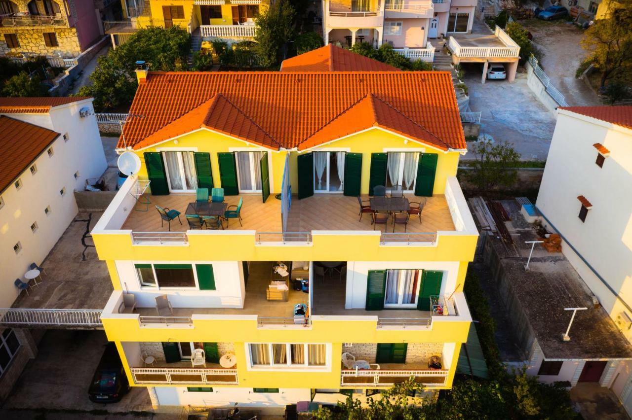 Apartmani Bare I Danica Grebastica Exterior photo