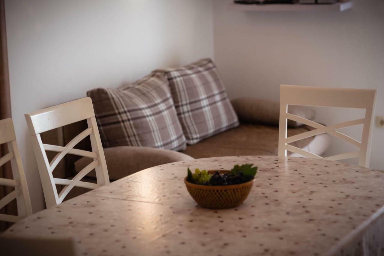 Apartmani Bare I Danica Grebastica Exterior photo