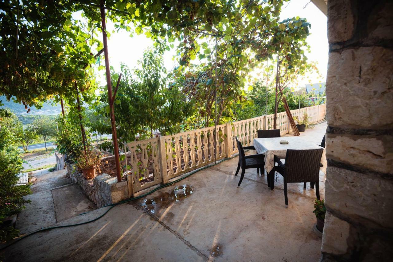 Apartmani Bare I Danica Grebastica Exterior photo
